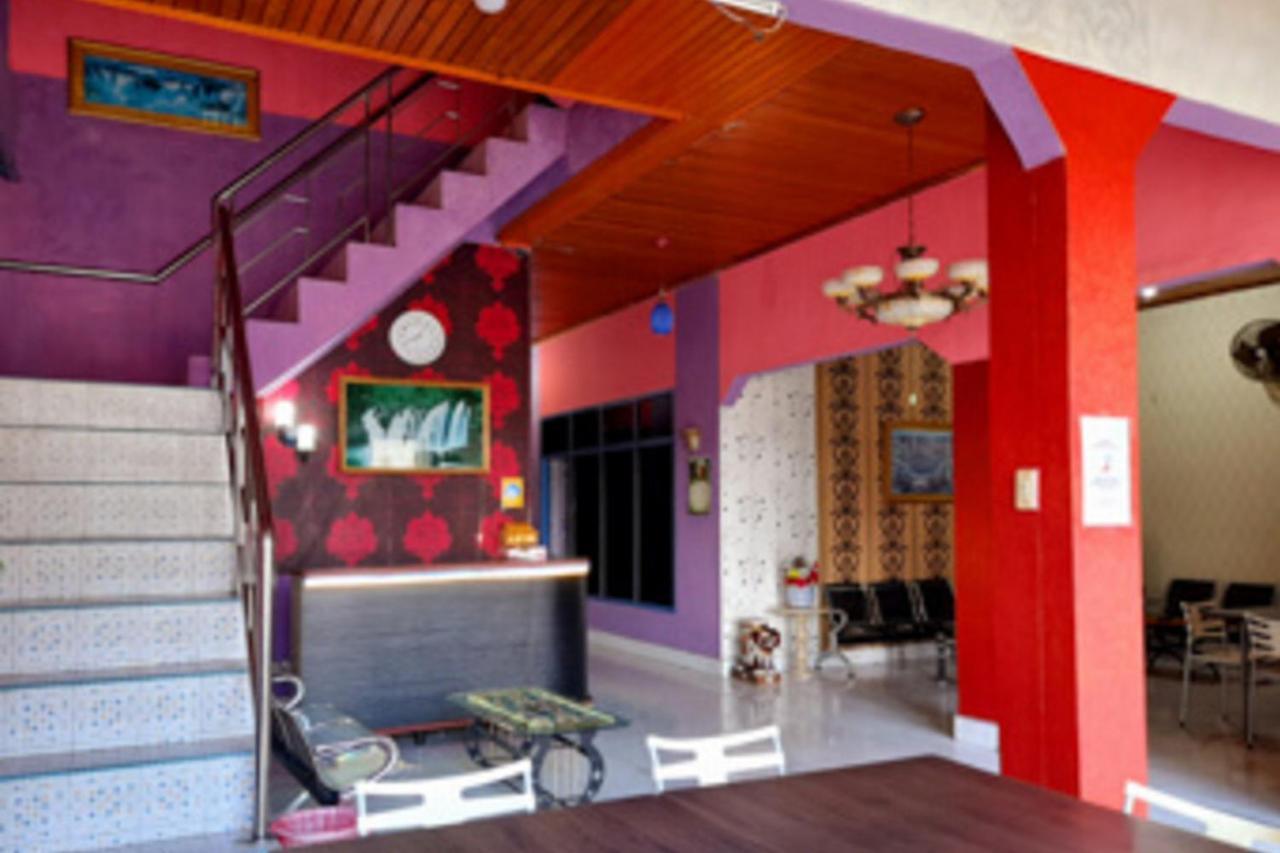 Hotel Rosichan Bau Bau Baubau Bagian luar foto