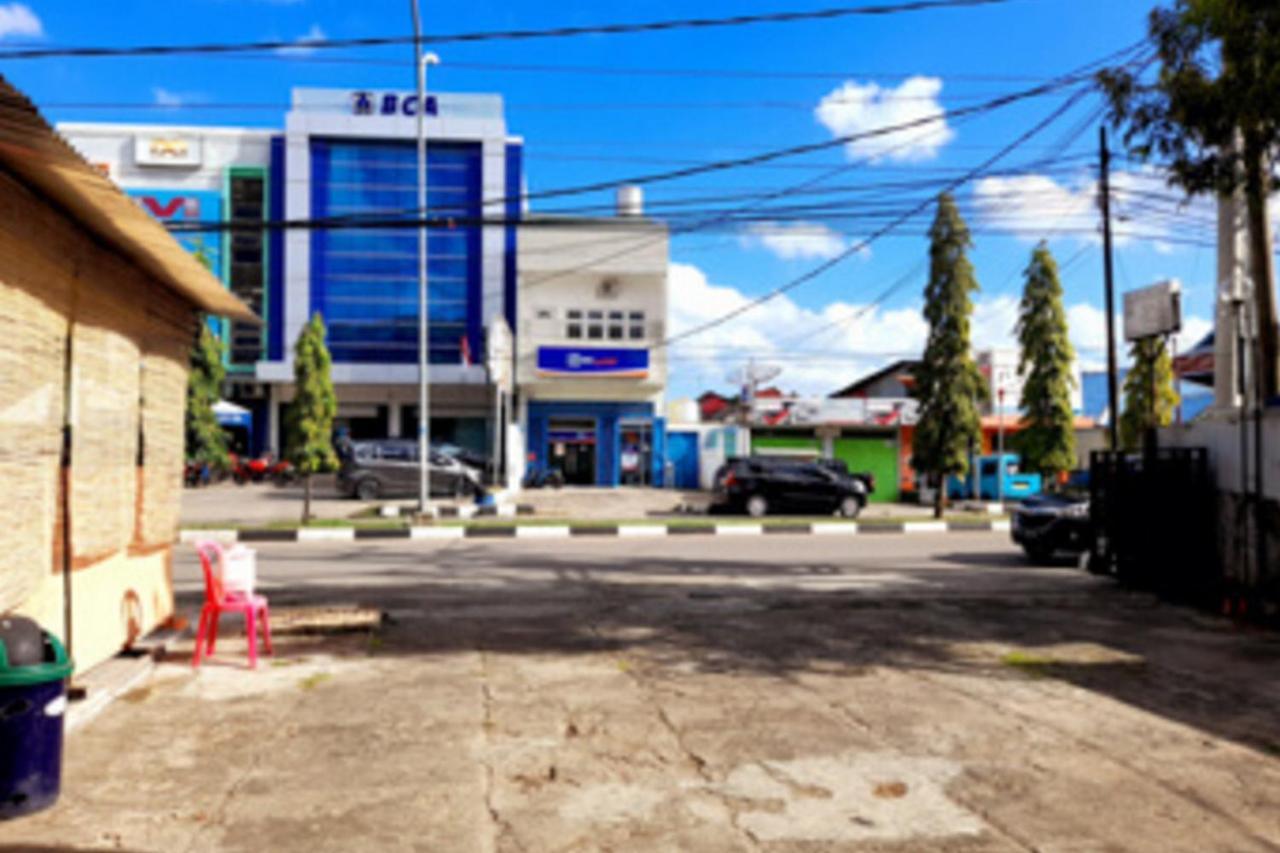 Hotel Rosichan Bau Bau Baubau Bagian luar foto